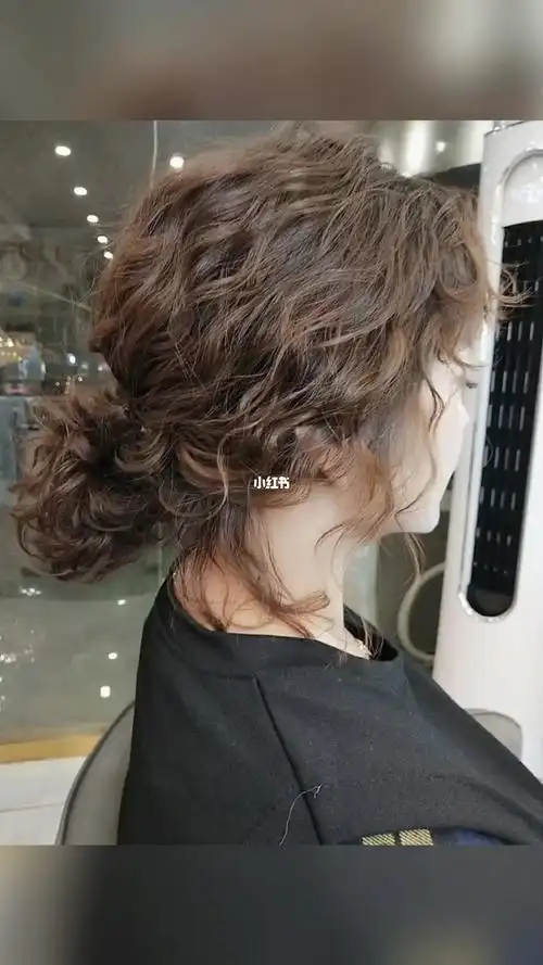 中长发烫发羊毛卷蓬松减龄免打理