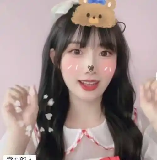 原创林晚晚又被打假粉丝晒出她曾经与男友的合照跟现在不是同一人