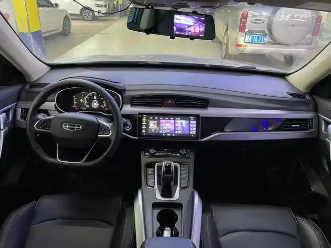 21款21年吉利博越,1.8t两驱豪华型,一手车3万公 - 抖音