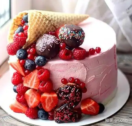 长痘痘不能吃甜的东西,但是像西瓜这样甜的水果能吃吗?