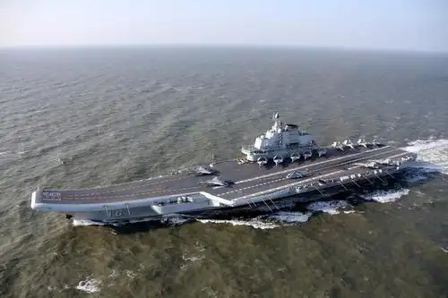 辽宁舰055新型驱逐舰上的末端反导导弹