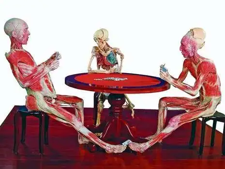 德国解剖学家将首次展出打扑克尸体(组图)