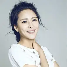 葛佳佳 饰 曹英娥