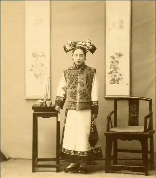 19张清朝美女旧照,珍妃,婉容,慈禧,谁说清朝没有美女?