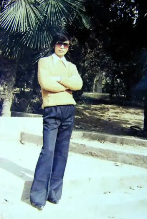 80年代最流行的喇叭裤