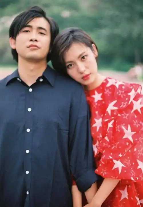 原创济南美女周放她是新还珠格格里的柳红嫁给爱情的样子真好看