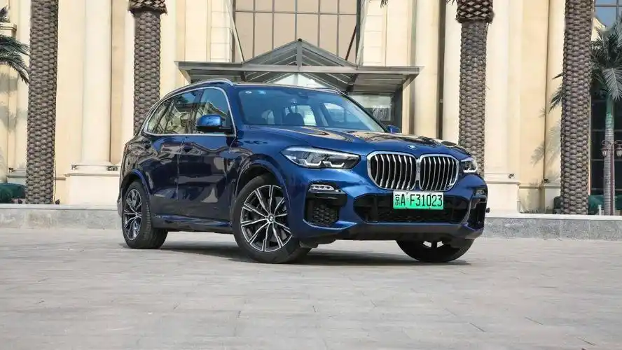 插电混动的宝马x5开起来有啥不一样?_搜狐汽车_搜狐网