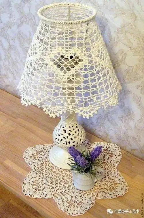 只需一盏普通的灯动动手就能变出华华丽丽的灯罩这些创意都是你平时看