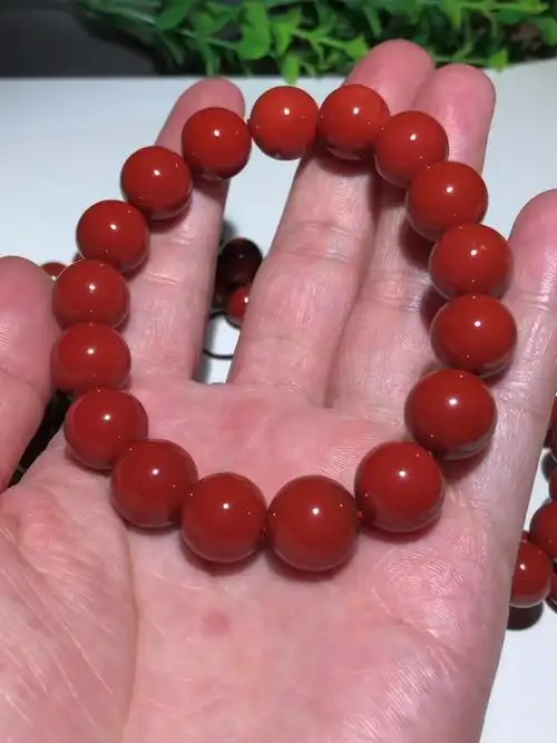 厂家直销蒙料天然南红手链柿子红男女款原矿玛瑙南红手链批发