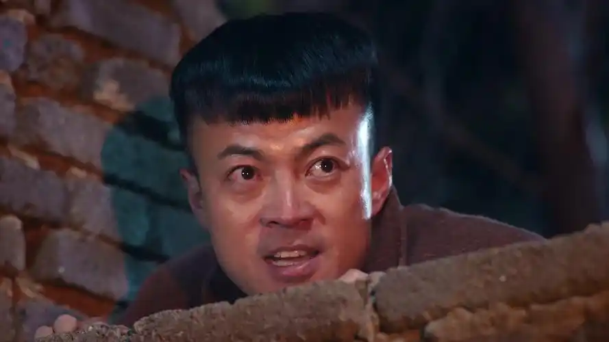 丁大命点燃了汽油