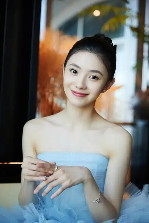 如果可以长成00后女明星的脸你们最想要谁的