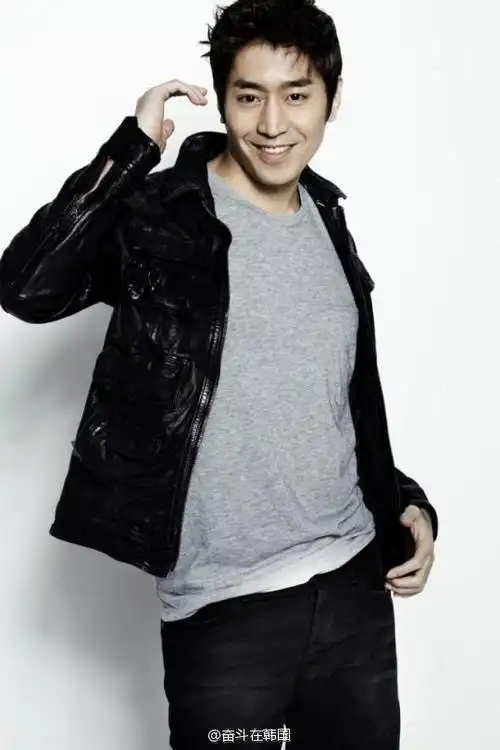 文晸赫确定出演tvn新剧《又,吴海英》