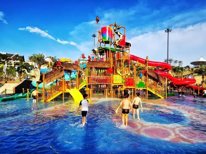 《熹乐谷水世界》组照,获佛冈夏日缤纷全域旅游摄影大赛三等奖