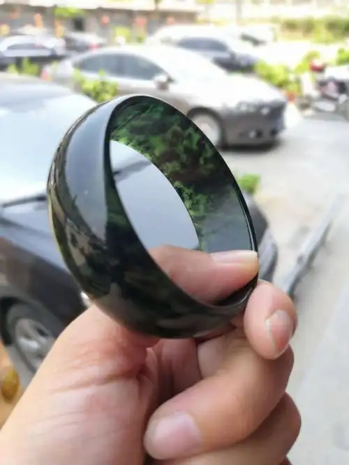 玉器加宽蓝田玉墨绿色手镯 时尚酷黑墨玉手镯厂家批发