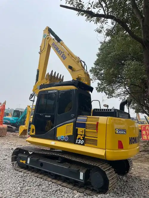 小松pc130挖掘机