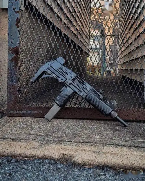 泪之谷都看了吗以色列乌兹冲锋枪美图欣赏