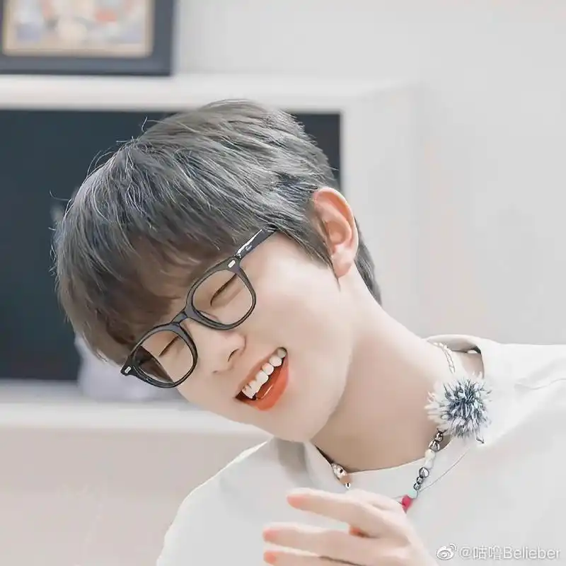 再来一期照片吧#张星特@张星特再说吧biu  - 抖音