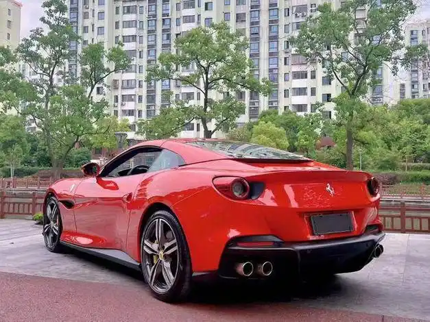 法拉利波托菲诺m红色外观敞篷特价含税