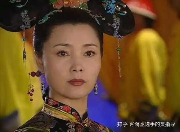还珠格格里的皇后叫啥?