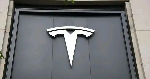 特斯拉和蔚来的车标(logo),你更喜欢哪个?