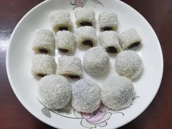 apxcuv做的豆沙糯米卷