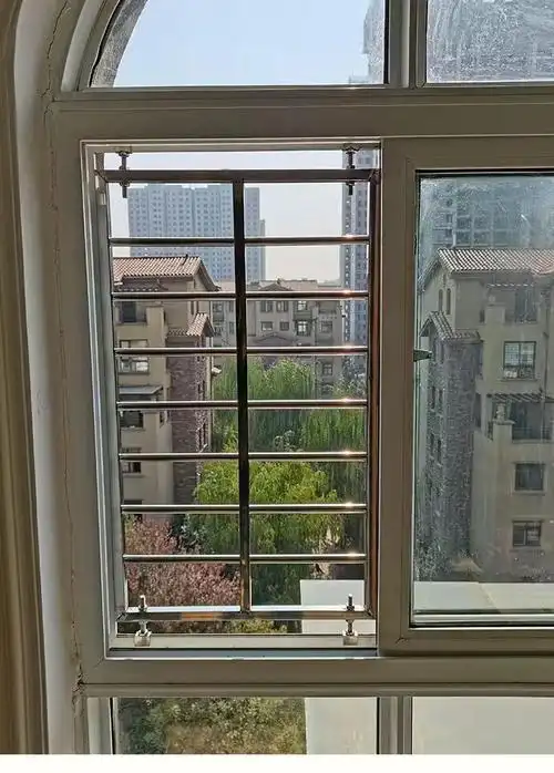 防护栏免打孔防盗窗阳台儿童防护网不锈钢窗户安全隐形网条自装高层