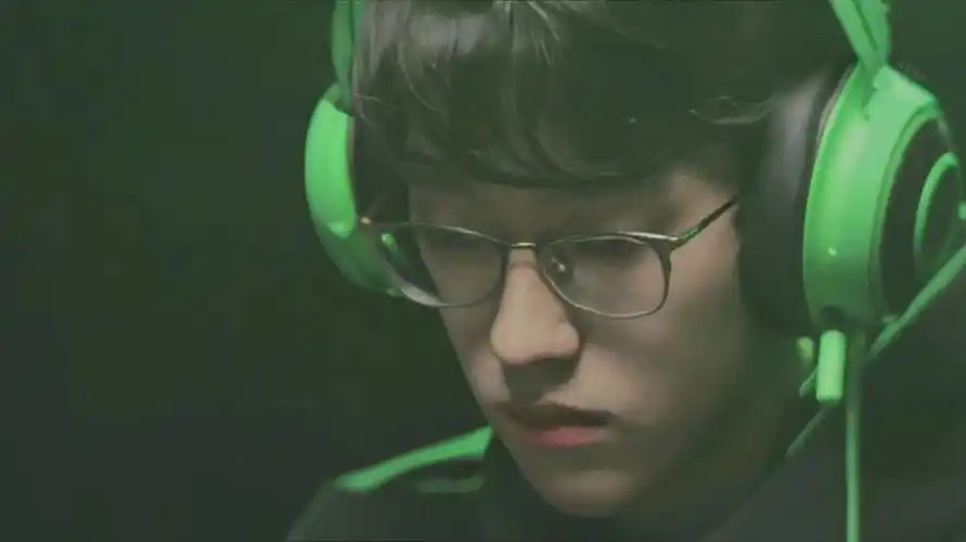 来一个李汭灿直白安利图楼