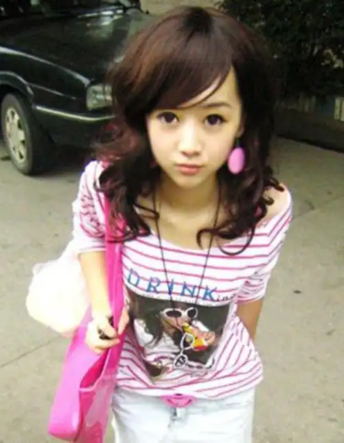 "初代网红"程琳,qq空间非主流鼻祖,36岁的颜值不输任何小姑娘