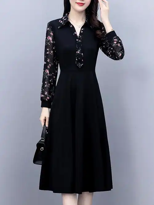 时尚妈妈装连衣裙春秋薄款2021早秋长袖碎花拼接洋气减龄黑色长裙