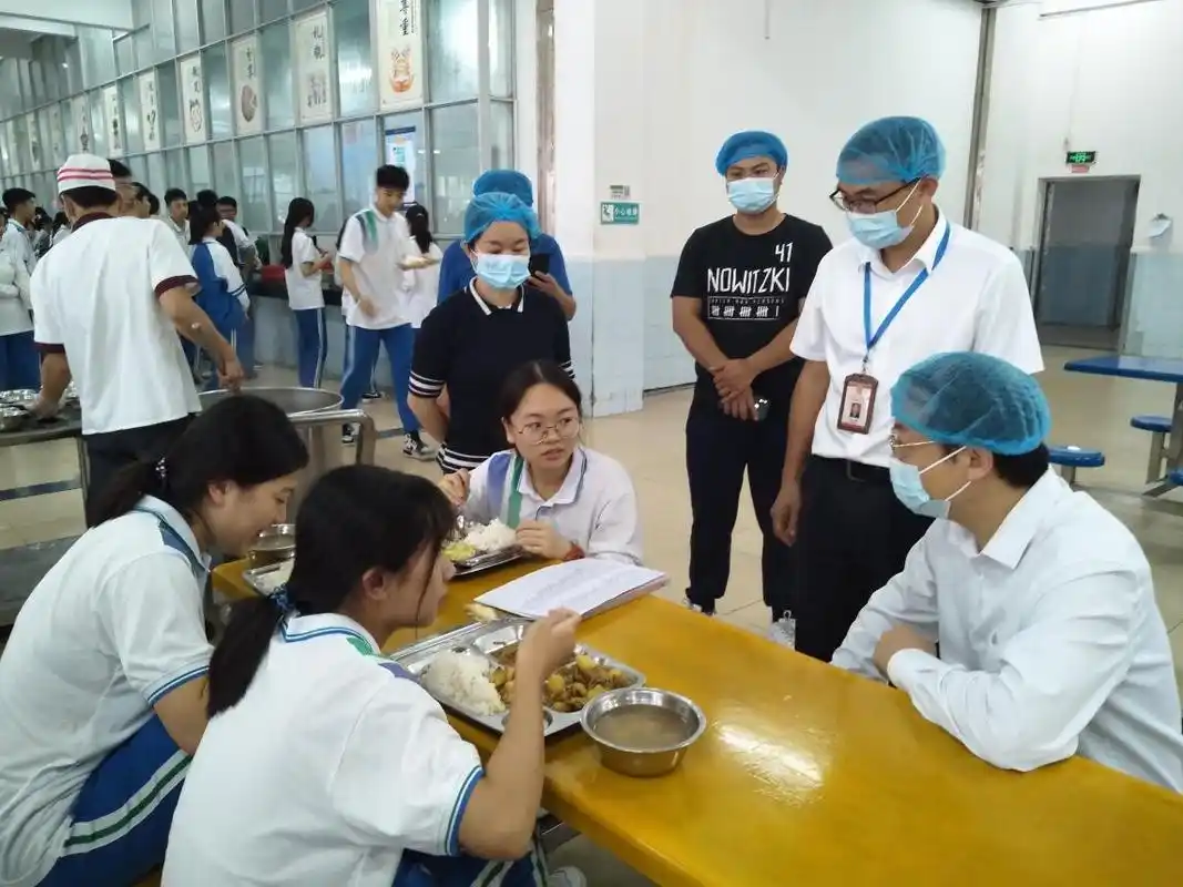 市市场监管局持续强化学校食堂监管 守护学生饮食安全