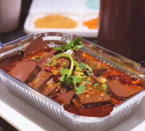 「锡纸鸭血」说起来并没有感觉多么特殊,可能是其他的更加好吃,只有