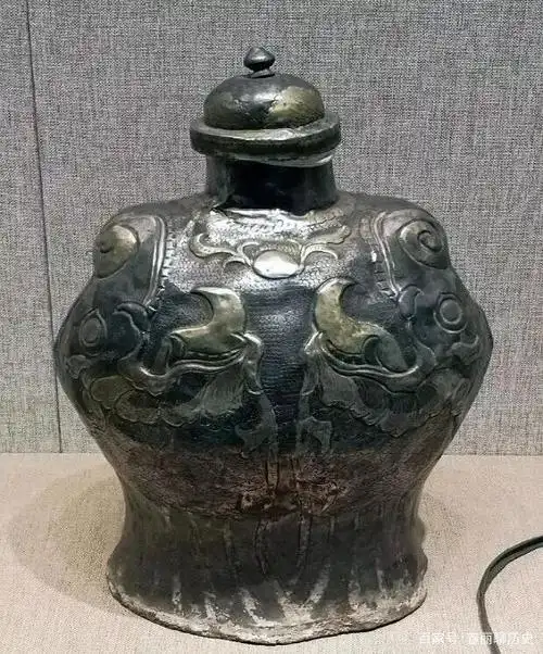 辽代餐饮中的金银器类型,及其特征