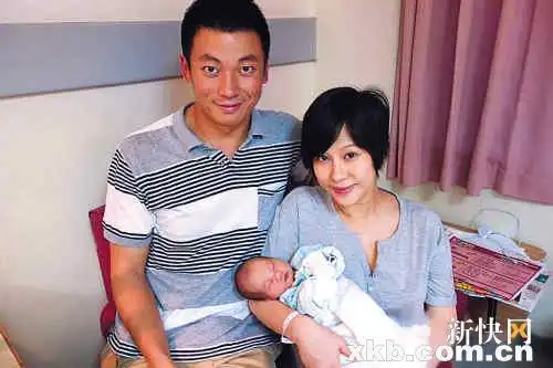 文颂娴剖腹诞下小龙女