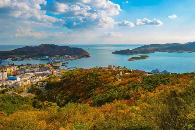 旅顺是位于中国辽宁省大连市旅顺口区的一个城市,曾经发生过日军屠杀