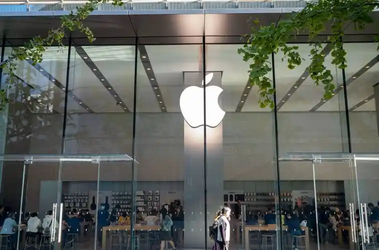 张小龙应该为apple intellegence担心吗?