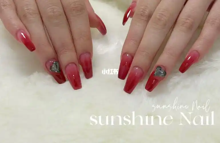 客片分享暗红色渐变美甲