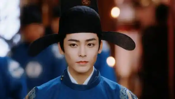 侯明昊容瑕谦谦君子