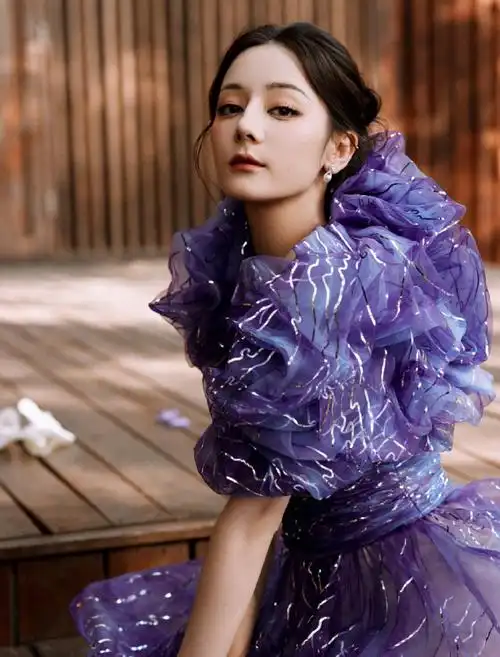 迪丽热巴紫罗兰公主