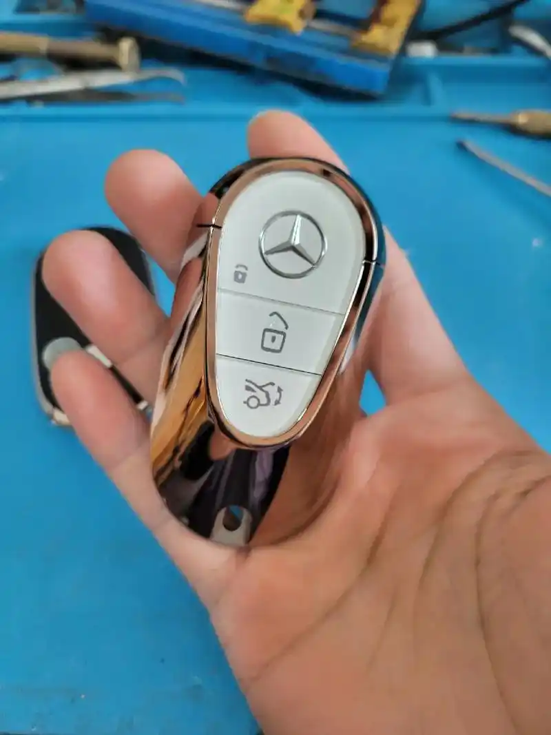 奔驰玫瑰金白色钥匙支持改装