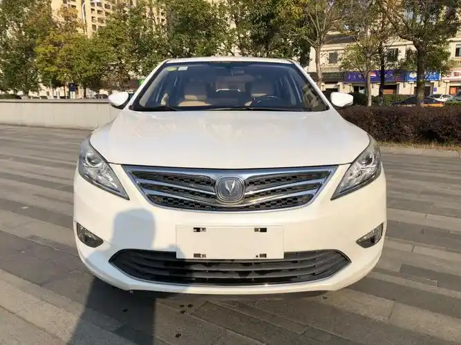 长安 逸动  2015款 1.6l 自动豪华型图片