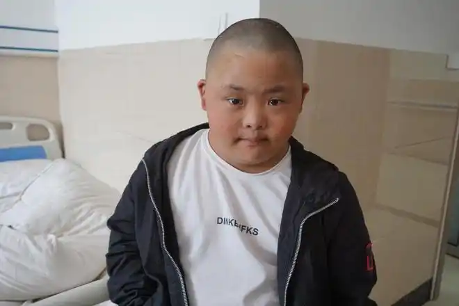 一个贫困山村的夏桃娣,靠种地维持一家人的基本生活,女儿女婿勤劳孝顺