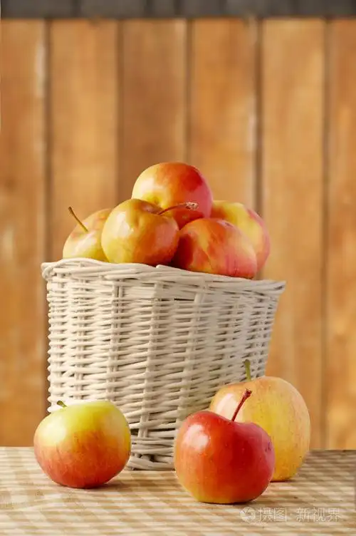 在篮子里的苹果