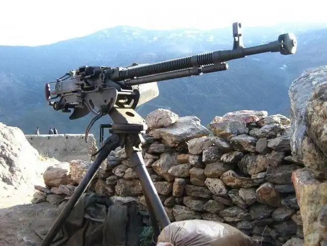 dshk重机枪_腾讯新闻