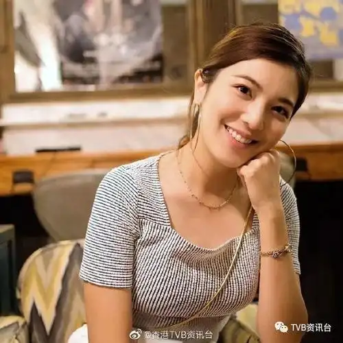 带人返家中开餐!单文柔厨艺令老友大跌眼镜