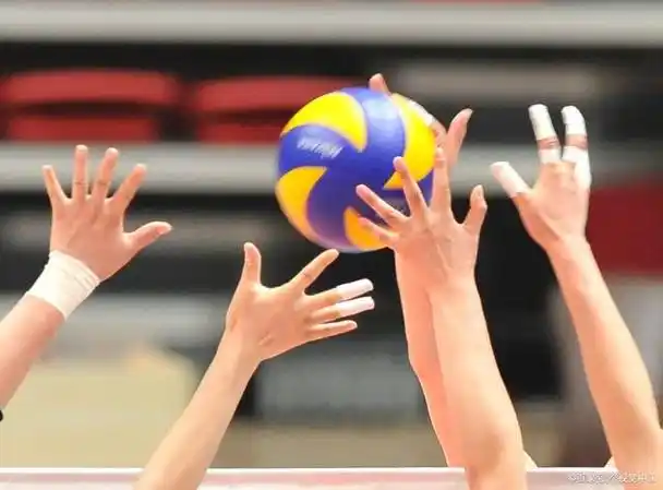 排球接球的正确手型