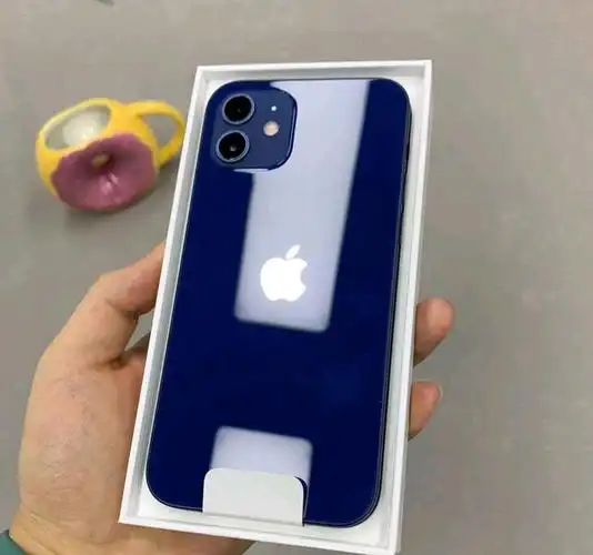 iphone12上手体验,"圆滑当代的异类"