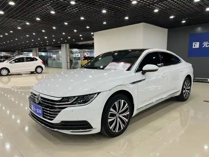 大众 一汽-大众cc  2020款 330tsi 魅颜版 国vi图片