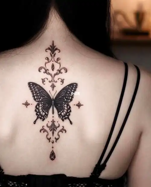 女生小清新纹身