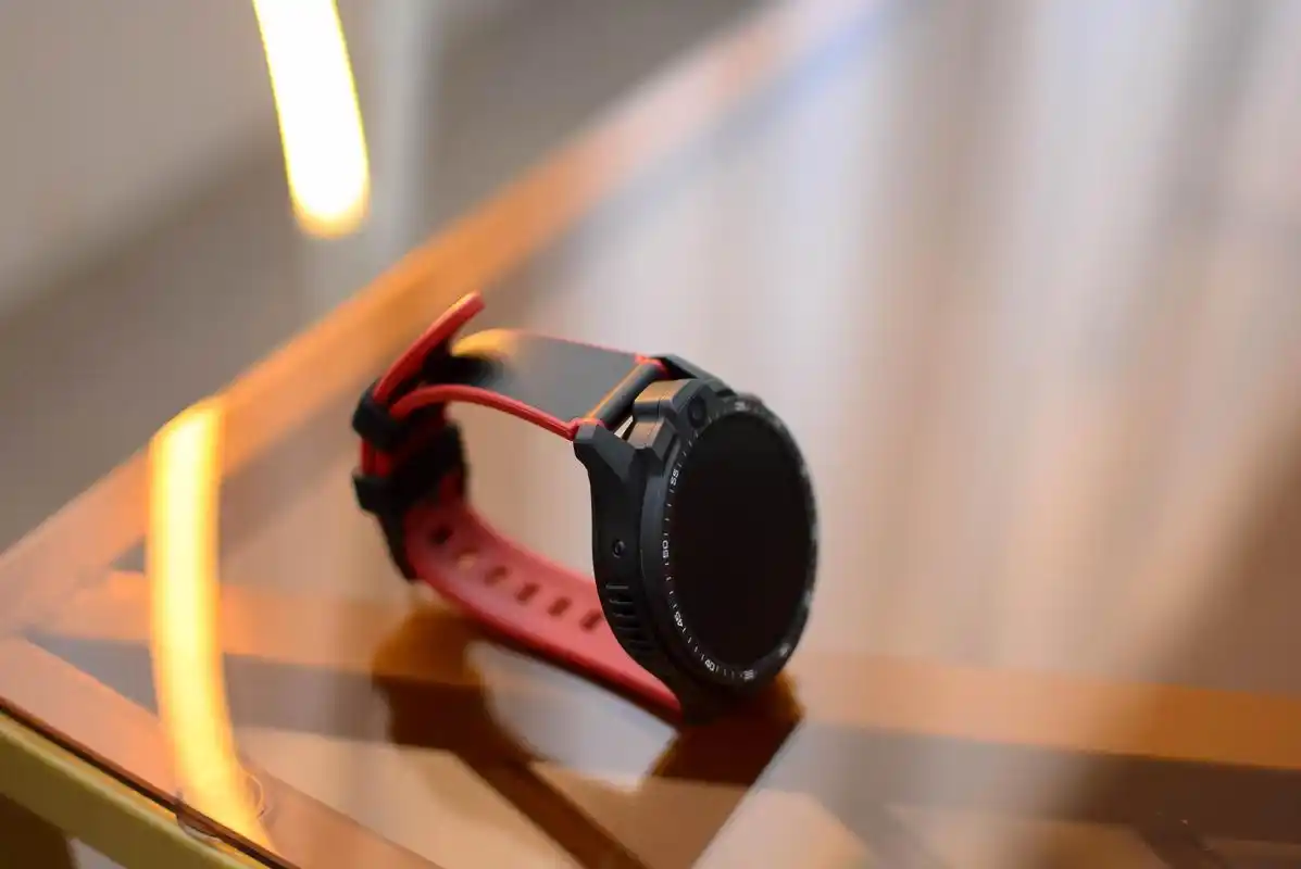 这才是旗舰智能手表:jeep手表荣耀版首发评测,4g全网通自由拓展