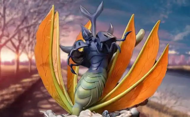 火影手办:七尾重明3对翅膀充满光泽,上颚处的牙齿清晰可见